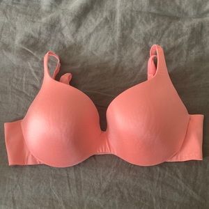 Victoria’s Secret Body Lined Demi 38C orange